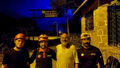 Antalya'da Kaybolan Turist Kurtarıldı