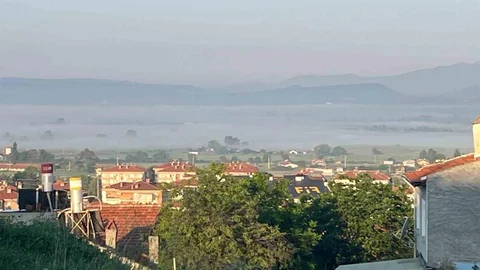 Kütahya'da Sabah Sis Manzarası