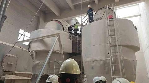 Safi Çimento Fabrikasında İşçi Yaralandı
