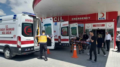 Konya'da Takla Atan Araçta 4 Yaralı