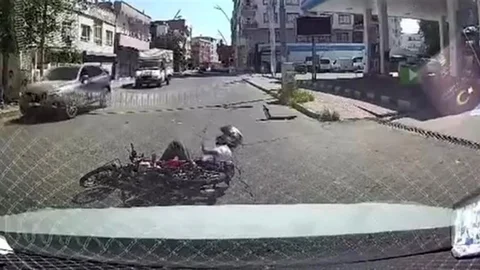 Batman'da Motosiklet Kazası Görüntülendi