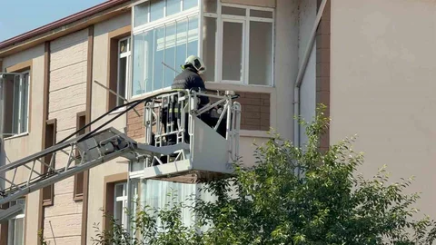 Karabük'te Balkonunda Ölü Bulundu