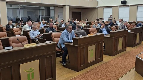 Eskişehir'de Meclis Gerginliği