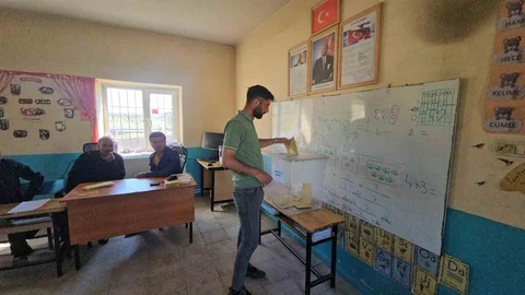 Budaklı Mahallesi'nde Muhtar Seçimi Yapıldı