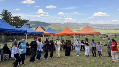 Yaşlı ve Engelli Vatandaşlar Eğlendi