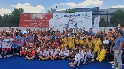 Beypazarı'nda Çim Hokeyi Başarısı