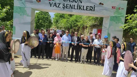 Sason'da İlk Yaz Şenliği Coşkusu