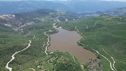 Tokat'ta Doğaseverlerin Gözdesi Zinav Gölü