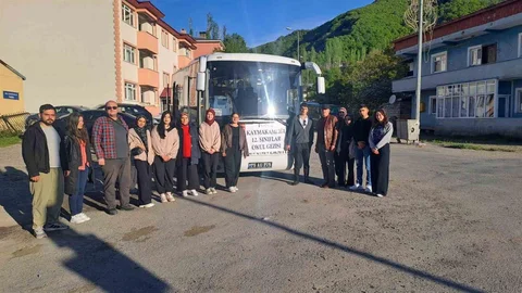 Posof'tan Öğrencilere Rize Gezisi Desteği