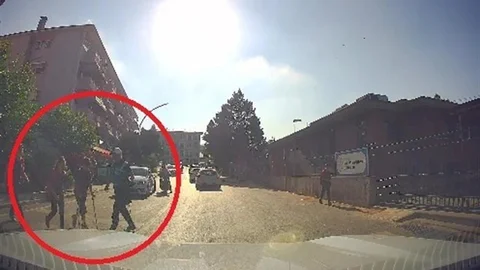 Kocaeli'de Zabıta Öğrenciye Yardım Etti
