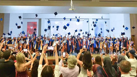 Muğla'da Mezuniyet Töreni Gerçekleşti