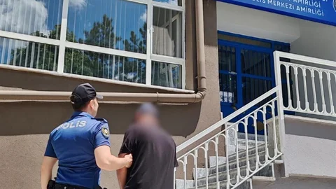 Afyonkarahisar'da Aranan Şahıs Yakalandı
