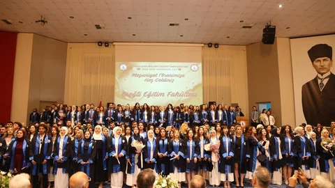 Zonguldak'ta Mezuniyet Töreni Gerçekleşti