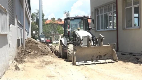 Isparta'da Kanalizasyon Çalışması Göçüğe Neden Oldu