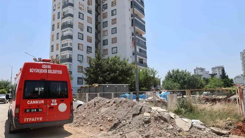 Adana'da İtfaiye Binası İçin Yıkım Yapıldı