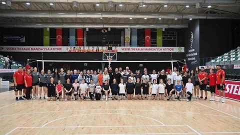 Manisa'da Voleybol Seçmeleri Tamamlandı