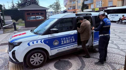Kocaeli'de Zabıta Ekiplerinden Yardım Hamlesi