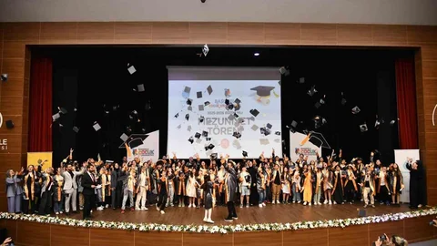 Başiskele'de Mezuniyet Töreni Coşkusu
