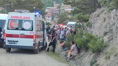 Samsun'da Traktör Uçuruma Yuvarlandı