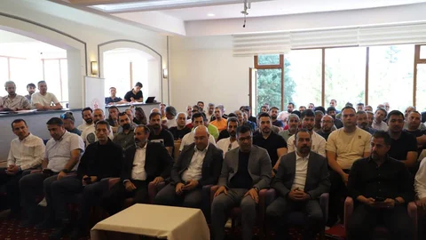 Kütahya'da Yamaç Paraşütü Eğitimi Toplantısı