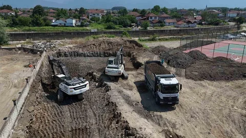 Düzce'de Spor Kampüsü İçin Temel Kazıları Başladı