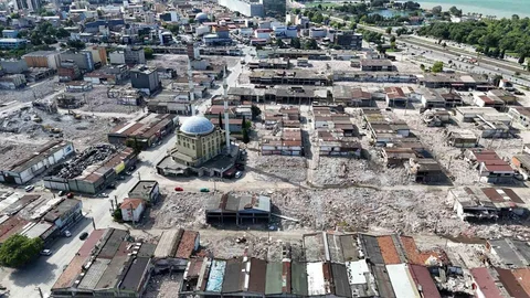 Gülsan Sanayi Sitesi'nde Yıkımlar Devam Ediyor