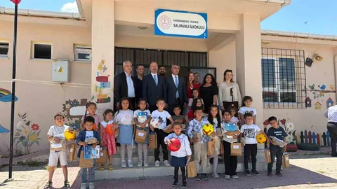 İstanbul Bahçelievler'den Öğrencilere Moral Desteği