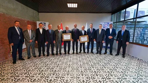 KARABÜK'te Onursal Başkanlık Töreni Düzenlendi