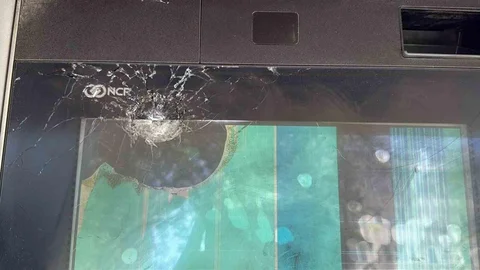 Diyarbakır'da ATM Kurşunlandı