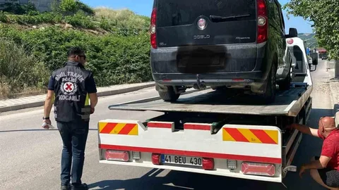 Kocaeli'de Korsan Taksi Cezası Uygulandı