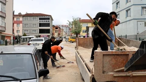Söğüt'te Altyapı Çalışmaları Sürüyor