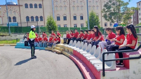 Bilecik'te Öğrencilere Trafik Eğitimi Verildi