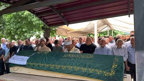Ahmet Kara Son Yolculuğuna Uğurlandı