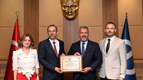 TURAK Akreditasyon Plaketi Eskişehir'de Takdim Edildi
