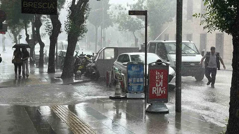 Burdur'da Şiddetli Yağış Etkili Oldu