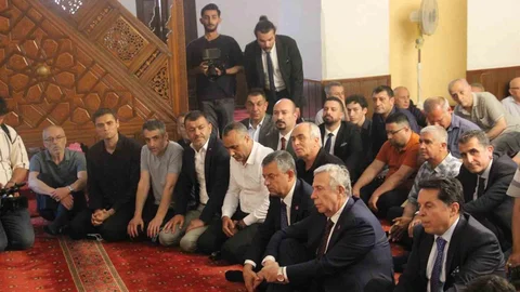Ferdi Zeyrek İçin Mevlid Töreni Yapıldı