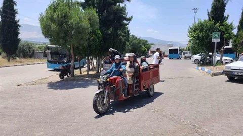 Manisa'da Mezarlık Projesine Tepki Gösterildi