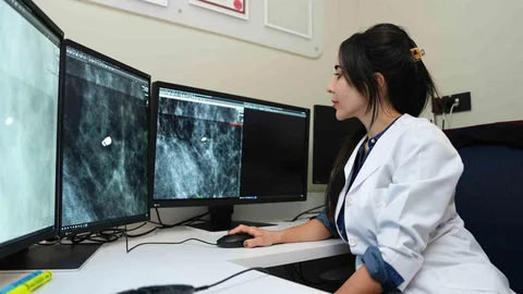Meme Kanseri İçin Mamografi Uyarısı