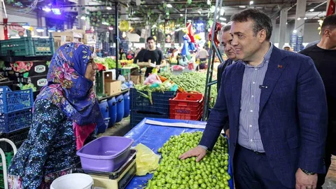 Bilecik'te Vali Sözer Esnafla Buluştu