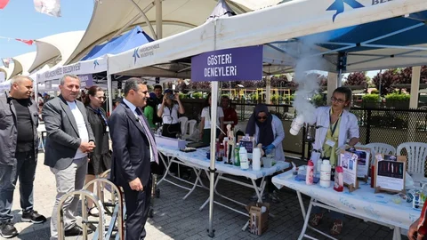 Küçükçekmece'de Bilim Şenliği Yapıldı
