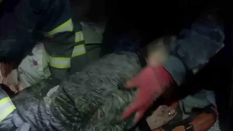Kocaeli'de İtfaiye Ekiplerinin Zorlu Kurtarma Anları