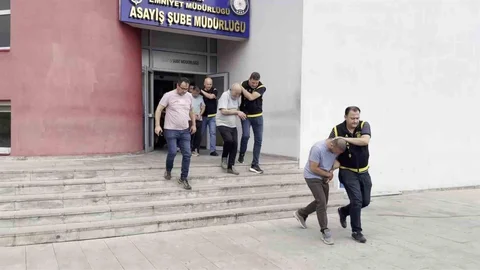Adana'da 9 Suçlu Yakalandı
