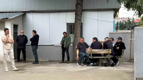 16 Yaşındaki Çocuğun Ölümü Üzerine Aile Feryat Etti