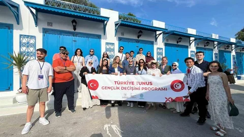 Afyonkarahisar'dan 3 Genç Tunus'u Ziyaret Etti