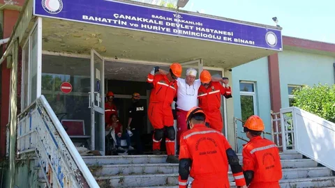 Çanakkale'de Fırtına ve Dolu Tatbikatı