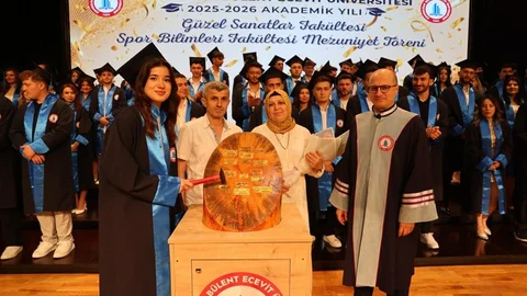 Zonguldak'ta Mezuniyet Coşkusu
