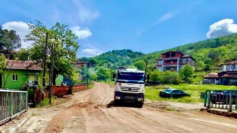 Sinop'ta Yol Çalışmaları Devam Ediyor