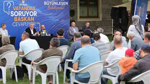 Konya'da Başkan Pekyatırmacı Vatandaşlarla Buluştu