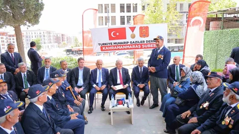 Milli Savunma Bakanı Kahramanmaraş'ta