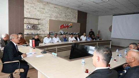 Malatya'da Muhtarlarla Toplantı Yapıldı